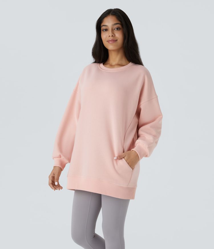 Oversized fleece sweatshirt with crew neck